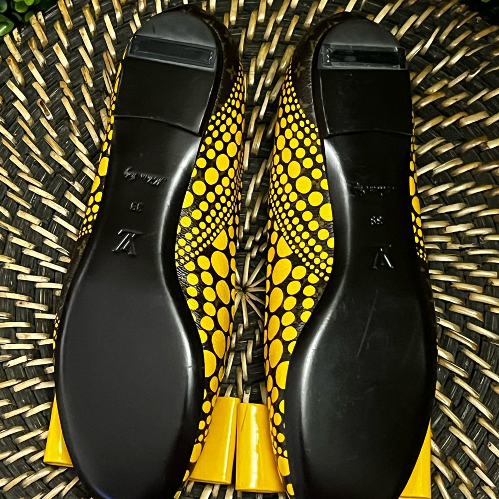 Louis Vuitton Yayoi Kusama yellow dots flat size 39 - Picture 3 of 12